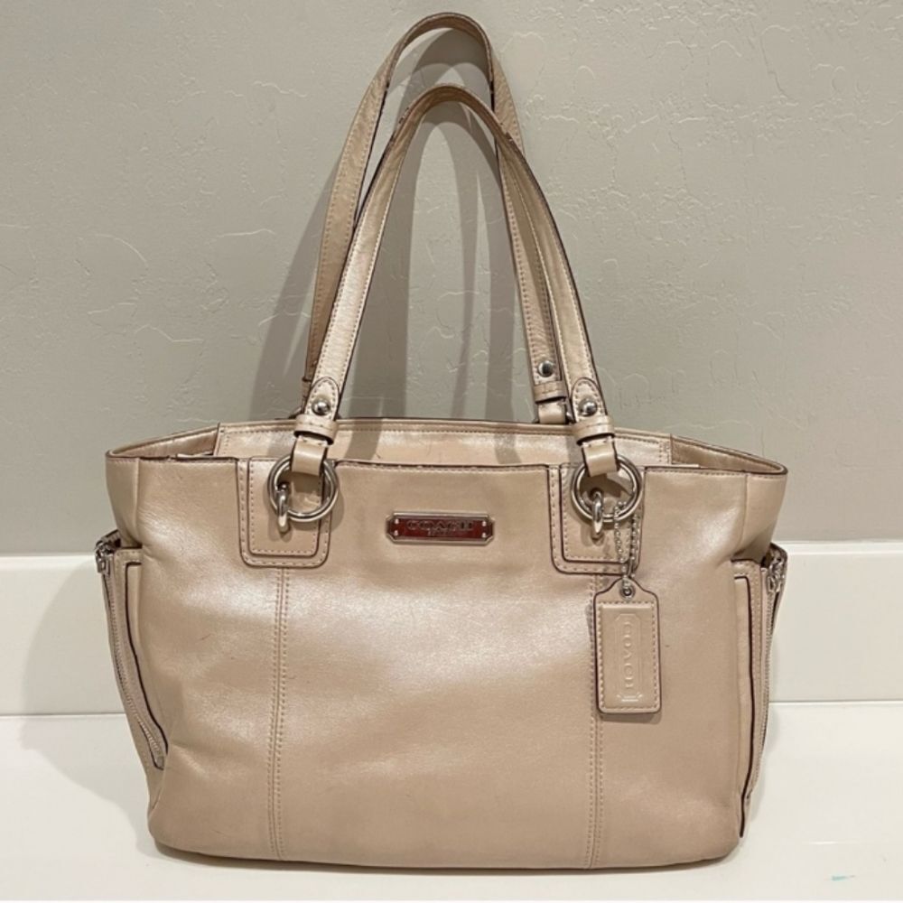 Coach purse F19252 bag tote womens leather zip pockets silver tone medium cute - Picture 15 of 16